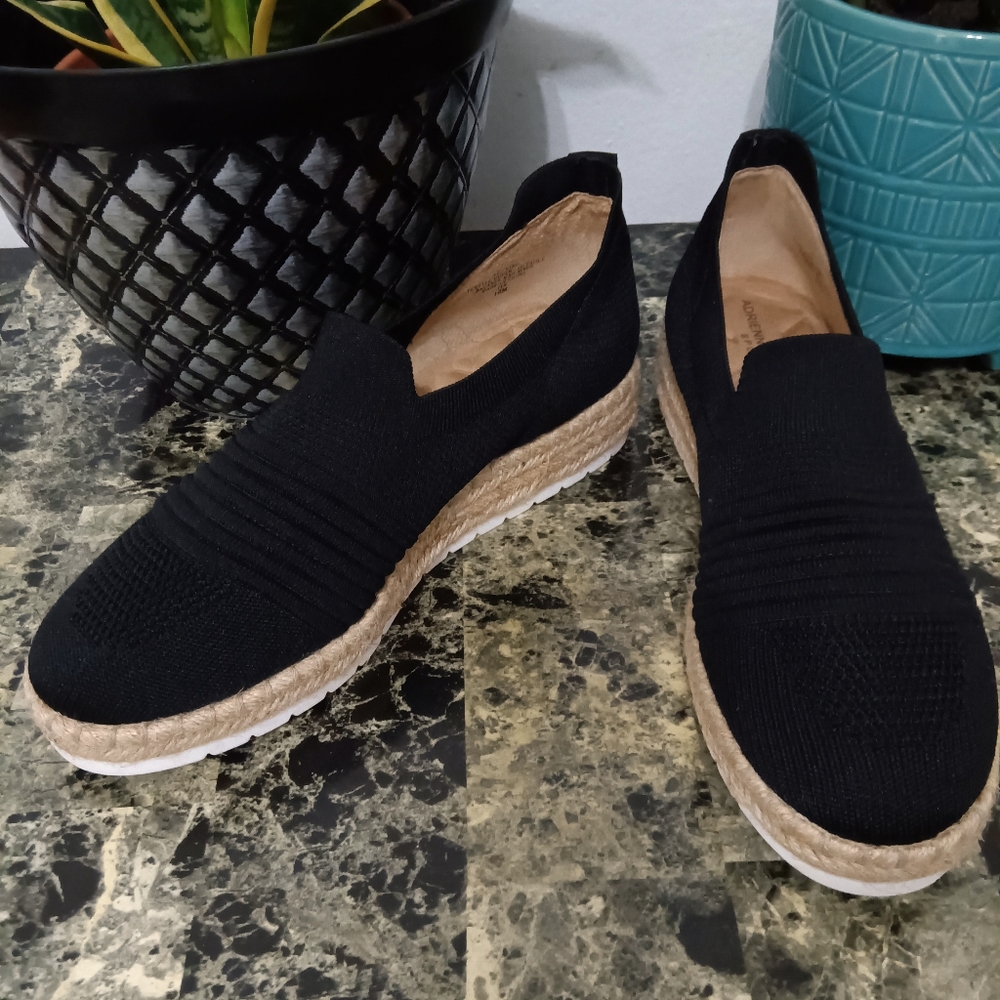 Adrienne Vittadini Espadrille Black Sneakers Nico.Size 10M.